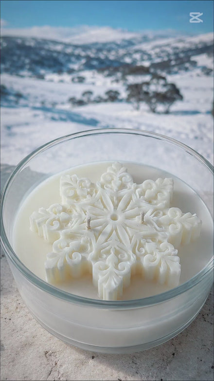 Snowflake Coconut Wax Candle video - Alpine Apothecary